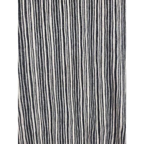 W5 Anthropologie Top Med Womens Black White Cap Sleeve Crew Neck Pullover - Picture 6 of 6